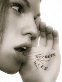 Secretos-Mentiras-Chismes