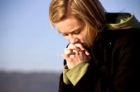 Mujer orando