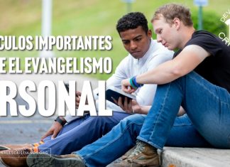 Dos personas estudiando versículos sobre el evangelismo personal